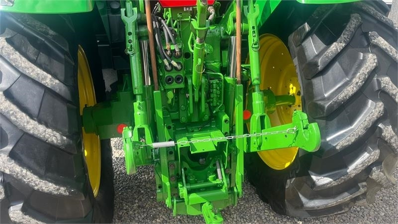 John Deere 7710 8.1L motor, store hjul og frontlift. En ejere - Traktor: slika John Deere 7710 8.1L motor, store hjul og frontlift. En ejere - Traktor John Deere 7710 8.1L motor, store hjul og frontlift. En ejere - Traktor: slika John Deere 7710 8.1L motor, store hjul og frontlift. En ejere - Traktor