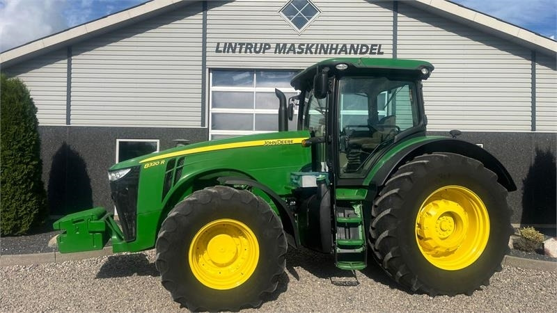 John Deere 8320R - Traktor: slika John Deere 8320R - Traktor John Deere 8320R - Traktor: slika John Deere 8320R - Traktor