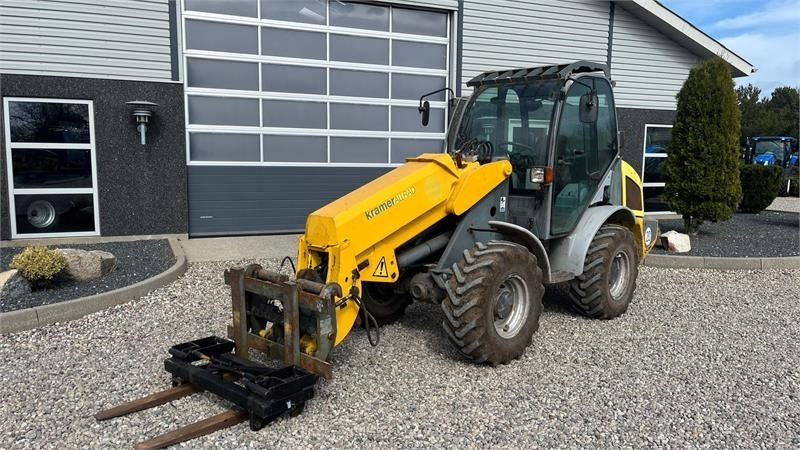 Kramer 750T Allrad med pallegafler og adabter. Med telesk - Utovarivač na kotačima: slika Kramer 750T Allrad med pallegafler og adabter. Med telesk - Utovarivač na kotačima Kramer 750T Allrad med pallegafler og adabter. Med telesk - Utovarivač na kotačima: slika Kramer 750T Allrad med pallegafler og adabter. Med telesk - Utovarivač na kotačima