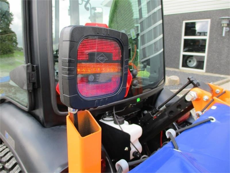 Limas SSP140 Selvlæssende og med lys - Posipač pijeska/ Soli za Namjenska/ Posebna vozila: slika Limas SSP140 Selvlæssende og med lys - Posipač pijeska/ Soli za Namjenska/ Posebna vozila Limas SSP140 Selvlæssende og med lys - Posipač pijeska/ Soli za Namjenska/ Posebna vozila: slika Limas SSP140 Selvlæssende og med lys - Posipač pijeska/ Soli za Namjenska/ Posebna vozila