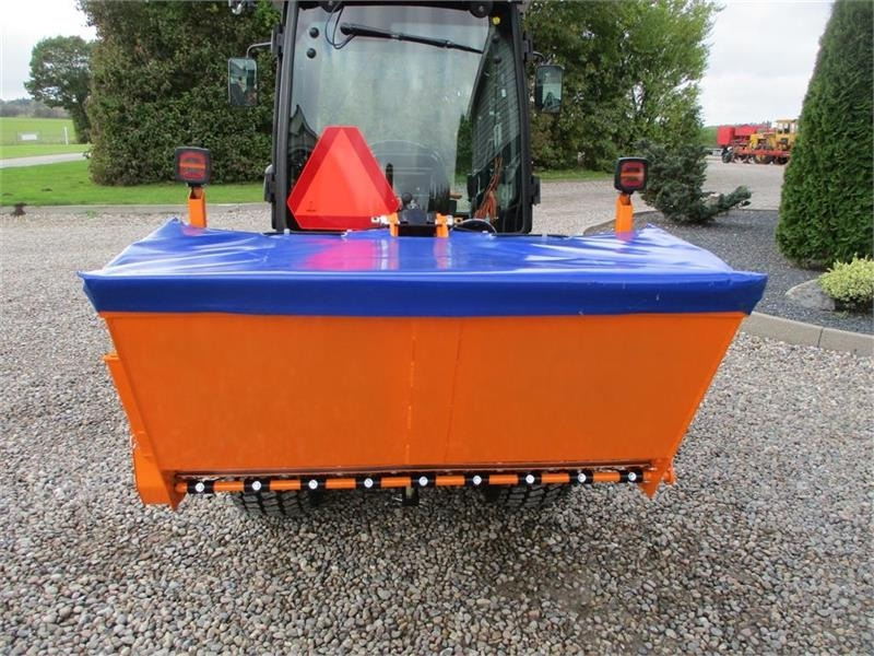 Limas SSP160 Selvlæssende og med lys - Posipač pijeska/ Soli za Namjenska/ Posebna vozila: slika Limas SSP160 Selvlæssende og med lys - Posipač pijeska/ Soli za Namjenska/ Posebna vozila Limas SSP160 Selvlæssende og med lys - Posipač pijeska/ Soli za Namjenska/ Posebna vozila: slika Limas SSP160 Selvlæssende og med lys - Posipač pijeska/ Soli za Namjenska/ Posebna vozila