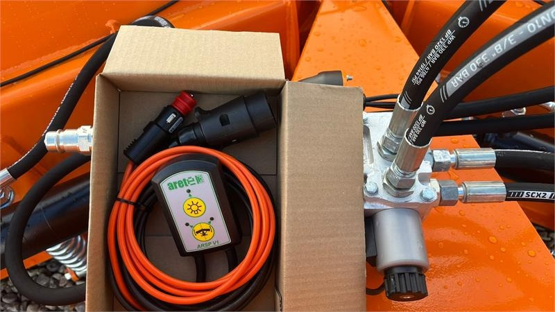 Limas Vario SHL 250 Med lys - Ralica za snijeg za Poljoprivredni strojevi: slika Limas Vario SHL 250 Med lys - Ralica za snijeg za Poljoprivredni strojevi Limas Vario SHL 250 Med lys - Ralica za snijeg za Poljoprivredni strojevi: slika Limas Vario SHL 250 Med lys - Ralica za snijeg za Poljoprivredni strojevi