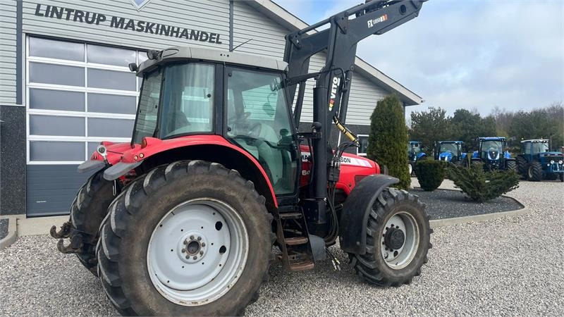 Traktor Massey Ferguson 6480 Dyna 4 Med frontlift og frontlæsser: slika Traktor Massey Ferguson 6480 Dyna 4 Med frontlift og frontlæsser