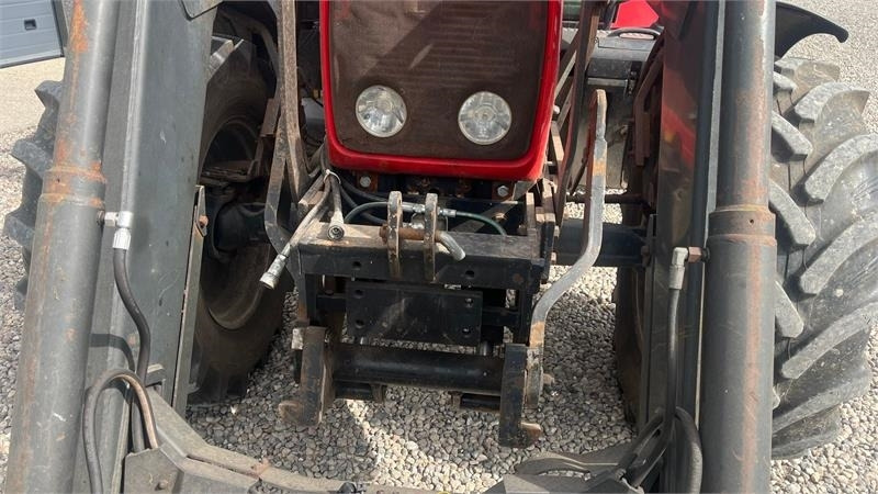 Massey Ferguson 6480 Dyna 4 Med frontlift og frontlæsser - Traktor: slika Massey Ferguson 6480 Dyna 4 Med frontlift og frontlæsser - Traktor Massey Ferguson 6480 Dyna 4 Med frontlift og frontlæsser - Traktor: slika Massey Ferguson 6480 Dyna 4 Med frontlift og frontlæsser - Traktor