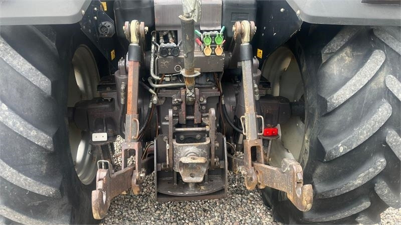 Massey Ferguson 8120 DYNA 4 Med frontlift - Traktor: slika Massey Ferguson 8120 DYNA 4 Med frontlift - Traktor Massey Ferguson 8120 DYNA 4 Med frontlift - Traktor: slika Massey Ferguson 8120 DYNA 4 Med frontlift - Traktor