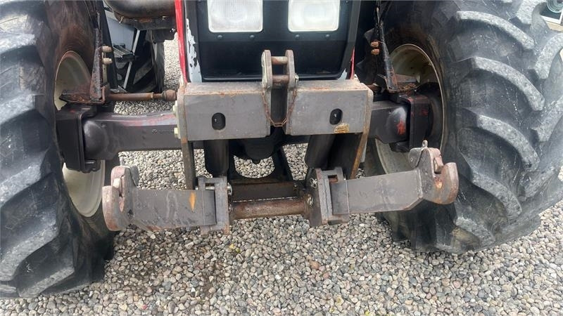 Massey Ferguson 8120 DYNA 4 Med frontlift - Traktor: slika Massey Ferguson 8120 DYNA 4 Med frontlift - Traktor Massey Ferguson 8120 DYNA 4 Med frontlift - Traktor: slika Massey Ferguson 8120 DYNA 4 Med frontlift - Traktor