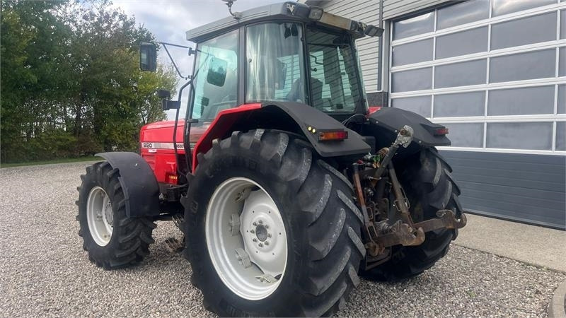 Massey Ferguson 8120 DYNA 4 Med frontlift - Traktor: slika Massey Ferguson 8120 DYNA 4 Med frontlift - Traktor Massey Ferguson 8120 DYNA 4 Med frontlift - Traktor: slika Massey Ferguson 8120 DYNA 4 Med frontlift - Traktor