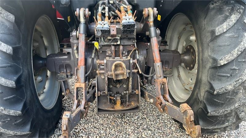 Massey Ferguson 8140 Dyna Shift - Traktor: slika Massey Ferguson 8140 Dyna Shift - Traktor Massey Ferguson 8140 Dyna Shift - Traktor: slika Massey Ferguson 8140 Dyna Shift - Traktor