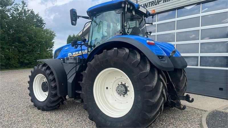 New Holland T7.315 HD med frontlift og front PTO, samt NYE 650 - Traktor: slika New Holland T7.315 HD med frontlift og front PTO, samt NYE 650 - Traktor New Holland T7.315 HD med frontlift og front PTO, samt NYE 650 - Traktor: slika New Holland T7.315 HD med frontlift og front PTO, samt NYE 650 - Traktor