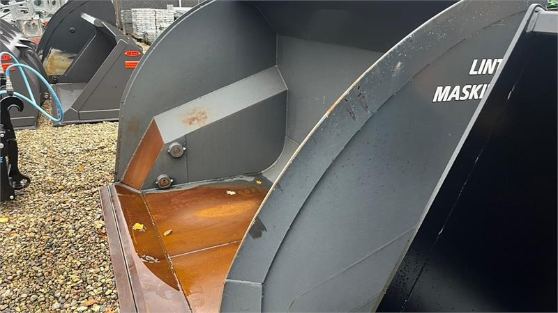 Volvo 5m3 Rauakoda Højtip skovl Rauakoda 5m3 højtip skov - Poljoprivredni strojevi: slika Volvo 5m3 Rauakoda Højtip skovl Rauakoda 5m3 højtip skov - Poljoprivredni strojevi Volvo 5m3 Rauakoda Højtip skovl Rauakoda 5m3 højtip skov - Poljoprivredni strojevi: slika Volvo 5m3 Rauakoda Højtip skovl Rauakoda 5m3 højtip skov - Poljoprivredni strojevi