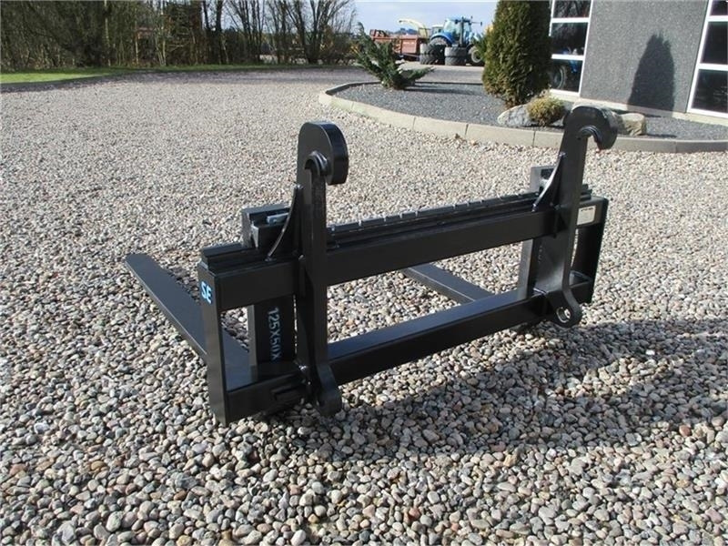 SE 5 Tons med Volvoskifte Pallegafler 5ton, 150 sm - Vilice za Građevinski strojevi: slika SE 5 Tons med Volvoskifte Pallegafler 5ton, 150 sm - Vilice za Građevinski strojevi SE 5 Tons med Volvoskifte Pallegafler 5ton, 150 sm - Vilice za Građevinski strojevi: slika SE 5 Tons med Volvoskifte Pallegafler 5ton, 150 sm - Vilice za Građevinski strojevi