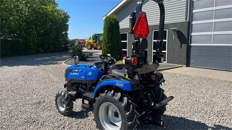 Solis H26 HST Hydrostat med Traktor dæk - Općinski traktor: slika Solis H26 HST Hydrostat med Traktor dæk - Općinski traktor Solis H26 HST Hydrostat med Traktor dæk - Općinski traktor: slika Solis H26 HST Hydrostat med Traktor dæk - Općinski traktor