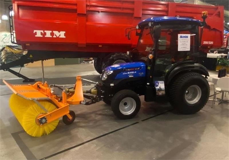 Solis H26 HST SnowEdition med Thyregod TK 1600 kost på - Traktor: slika Solis H26 HST SnowEdition med Thyregod TK 1600 kost på - Traktor Solis H26 HST SnowEdition med Thyregod TK 1600 kost på - Traktor: slika Solis H26 HST SnowEdition med Thyregod TK 1600 kost på - Traktor