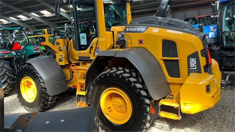 Volvo L90H H2 Dansk-Maskine med CDC, BSS, Lock-UP, 650mm - Utovarivač na kotačima: slika Volvo L90H H2 Dansk-Maskine med CDC, BSS, Lock-UP, 650mm - Utovarivač na kotačima Volvo L90H H2 Dansk-Maskine med CDC, BSS, Lock-UP, 650mm - Utovarivač na kotačima: slika Volvo L90H H2 Dansk-Maskine med CDC, BSS, Lock-UP, 650mm - Utovarivač na kotačima