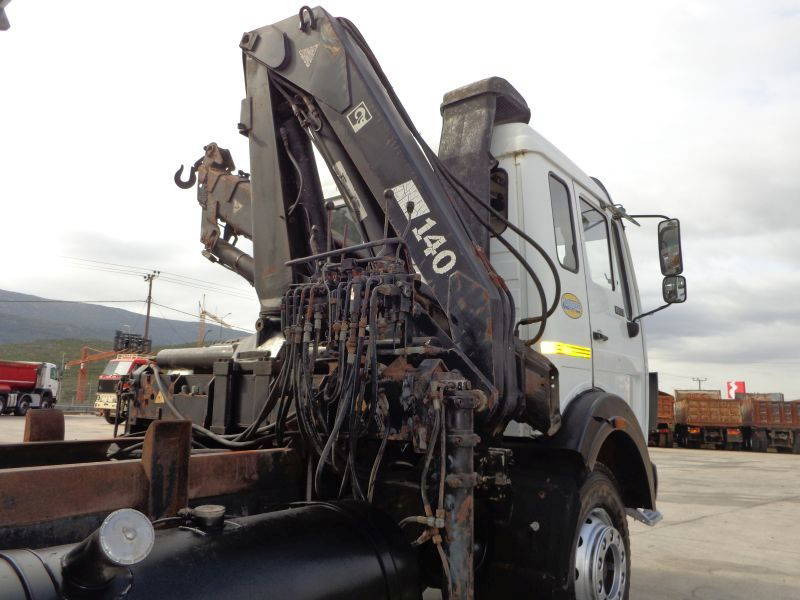 Kiper Mercedes-Benz NG 1933 V8 Mercedes Benz 19334X2 Kipper AND Crane: slika Kiper Mercedes-Benz NG 1933 V8 Mercedes Benz 19334X2 Kipper AND Crane