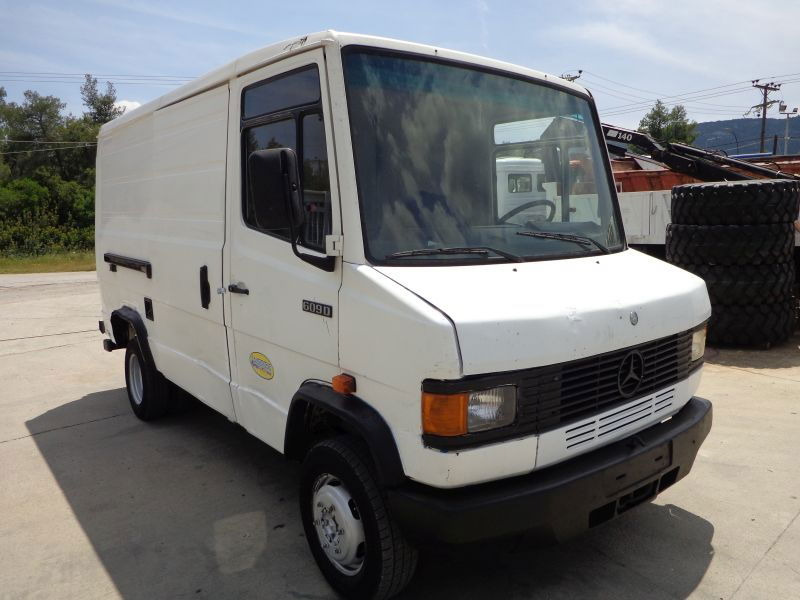 Mercedes-Benz Sprinter Mercedes Benz 609D - Furgon: slika Mercedes-Benz Sprinter Mercedes Benz 609D - Furgon Mercedes-Benz Sprinter Mercedes Benz 609D - Furgon: slika Mercedes-Benz Sprinter Mercedes Benz 609D - Furgon