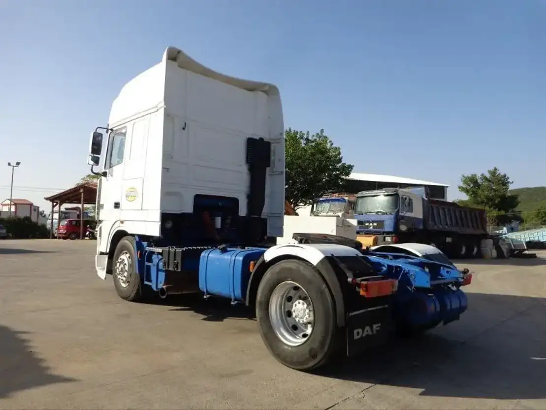 DAF XF 480 DAF XF.480 4X2 Super Space Intarder - Tegljač: slika DAF XF 480 DAF XF.480 4X2 Super Space Intarder - Tegljač DAF XF 480 DAF XF.480 4X2 Super Space Intarder - Tegljač: slika DAF XF 480 DAF XF.480 4X2 Super Space Intarder - Tegljač