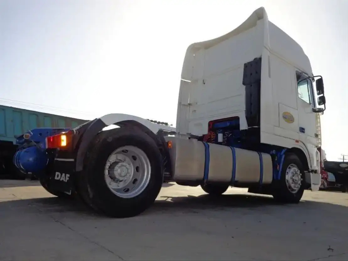 DAF XF 480 DAF XF.480 4X2 Super Space Intarder - Tegljač: slika DAF XF 480 DAF XF.480 4X2 Super Space Intarder - Tegljač DAF XF 480 DAF XF.480 4X2 Super Space Intarder - Tegljač: slika DAF XF 480 DAF XF.480 4X2 Super Space Intarder - Tegljač