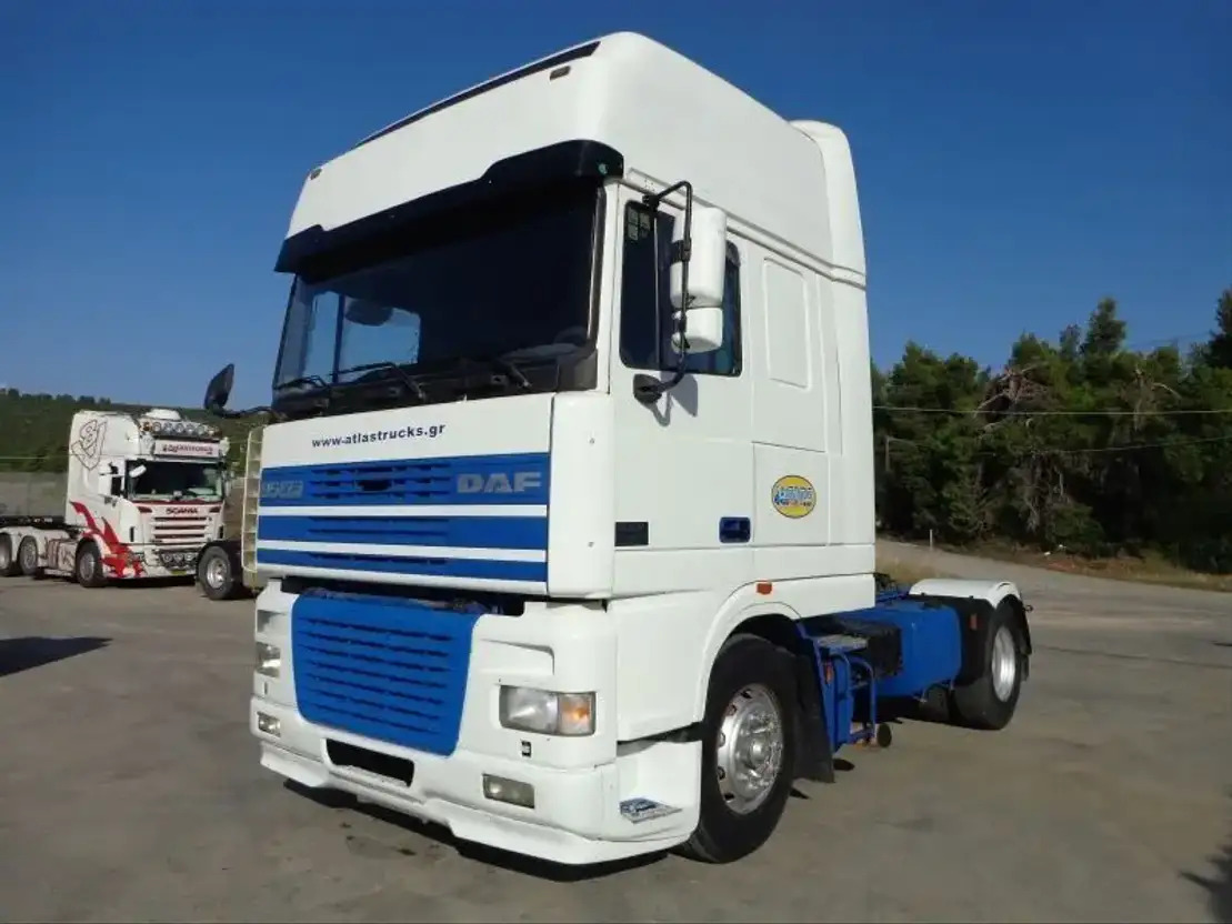 DAF XF 480 DAF XF.480 4X2 Super Space Intarder - Tegljač: slika DAF XF 480 DAF XF.480 4X2 Super Space Intarder - Tegljač DAF XF 480 DAF XF.480 4X2 Super Space Intarder - Tegljač: slika DAF XF 480 DAF XF.480 4X2 Super Space Intarder - Tegljač