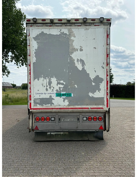 Berdex NO BERDEX HMK 4 stock livestock trailer SPF - Poluprikolica za prijevoz stoke: slika Berdex NO BERDEX HMK 4 stock livestock trailer SPF - Poluprikolica za prijevoz stoke Berdex NO BERDEX HMK 4 stock livestock trailer SPF - Poluprikolica za prijevoz stoke: slika Berdex NO BERDEX HMK 4 stock livestock trailer SPF - Poluprikolica za prijevoz stoke