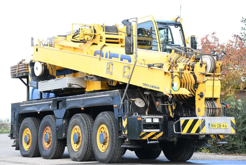 Demag AC60 CITY CLASS! Double cab!!8X8!! - Autodizalica: slika Demag AC60 CITY CLASS! Double cab!!8X8!! - Autodizalica Demag AC60 CITY CLASS! Double cab!!8X8!! - Autodizalica: slika Demag AC60 CITY CLASS! Double cab!!8X8!! - Autodizalica