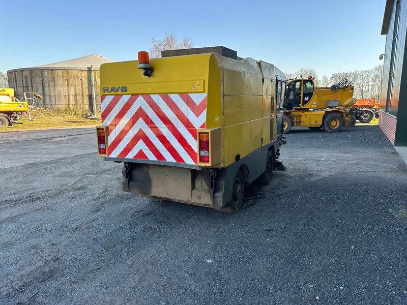 Ravo 530 VEEGMACHINE/SWEEPER!! - Cestovna čistilica: slika Ravo 530 VEEGMACHINE/SWEEPER!! - Cestovna čistilica Ravo 530 VEEGMACHINE/SWEEPER!! - Cestovna čistilica: slika Ravo 530 VEEGMACHINE/SWEEPER!! - Cestovna čistilica