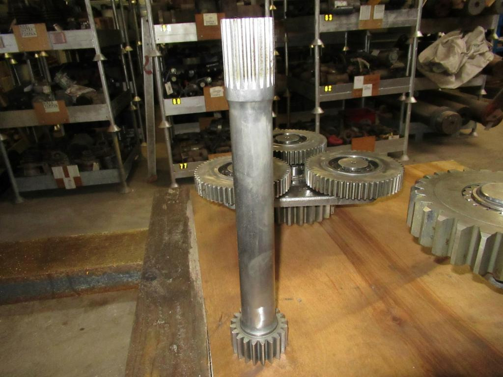 Bomag 05901319 - Reduktor pogona za Građevinski strojevi: slika Bomag 05901319 - Reduktor pogona za Građevinski strojevi Bomag 05901319 - Reduktor pogona za Građevinski strojevi: slika Bomag 05901319 - Reduktor pogona za Građevinski strojevi