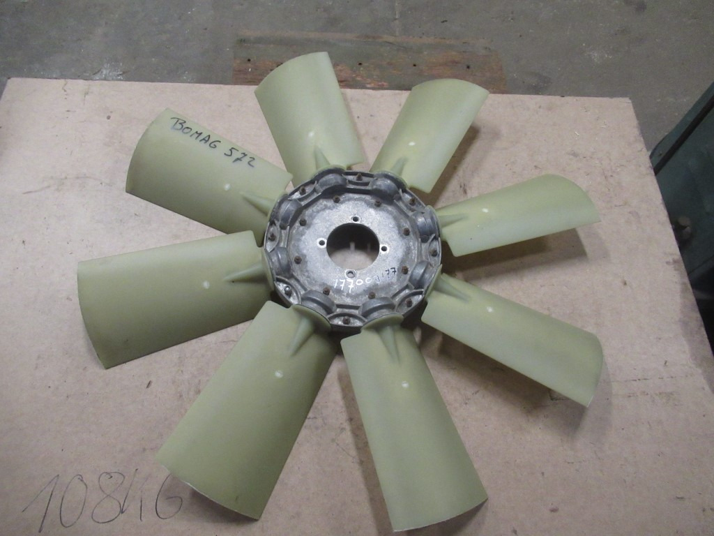 Bomag BC572RB - - Ventilator za Građevinski strojevi: slika Bomag BC572RB - - Ventilator za Građevinski strojevi Bomag BC572RB - - Ventilator za Građevinski strojevi: slika Bomag BC572RB - - Ventilator za Građevinski strojevi