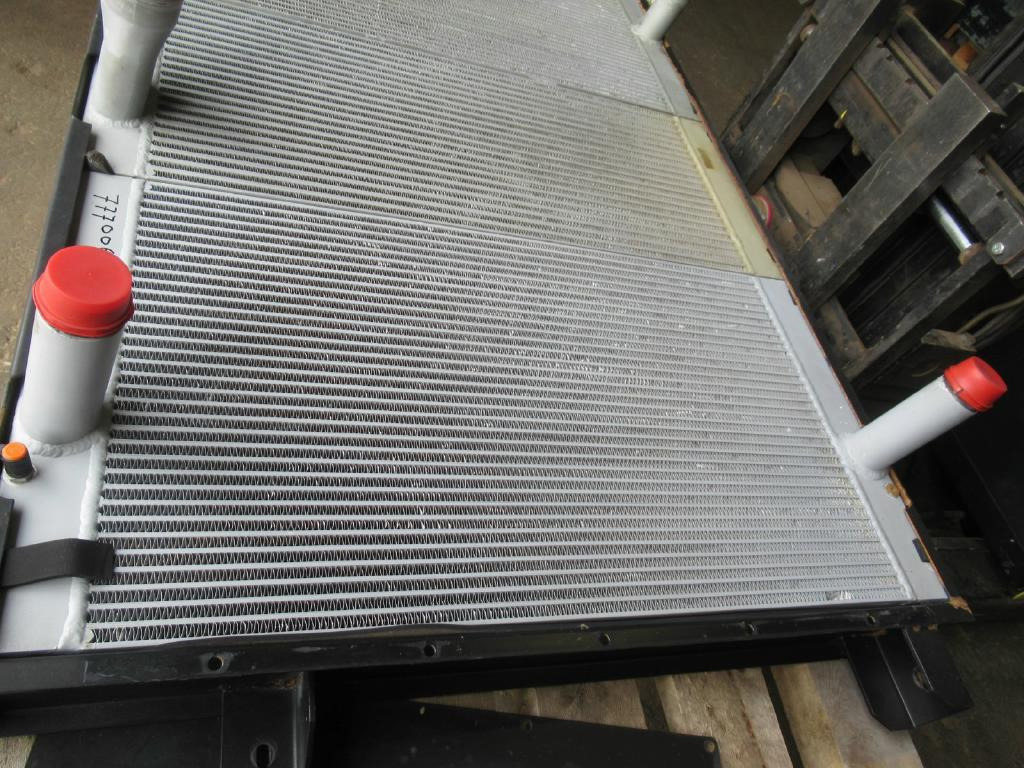 Bomag BC572RB - - Hladnjak ulja za Građevinski strojevi: slika Bomag BC572RB - - Hladnjak ulja za Građevinski strojevi Bomag BC572RB - - Hladnjak ulja za Građevinski strojevi: slika Bomag BC572RB - - Hladnjak ulja za Građevinski strojevi