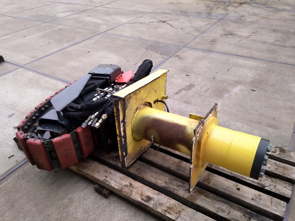 Bomag BM1000-35 - - Dijelovi donjeg postroja za Građevinski strojevi: slika Bomag BM1000-35 - - Dijelovi donjeg postroja za Građevinski strojevi Bomag BM1000-35 - - Dijelovi donjeg postroja za Građevinski strojevi: slika Bomag BM1000-35 - - Dijelovi donjeg postroja za Građevinski strojevi