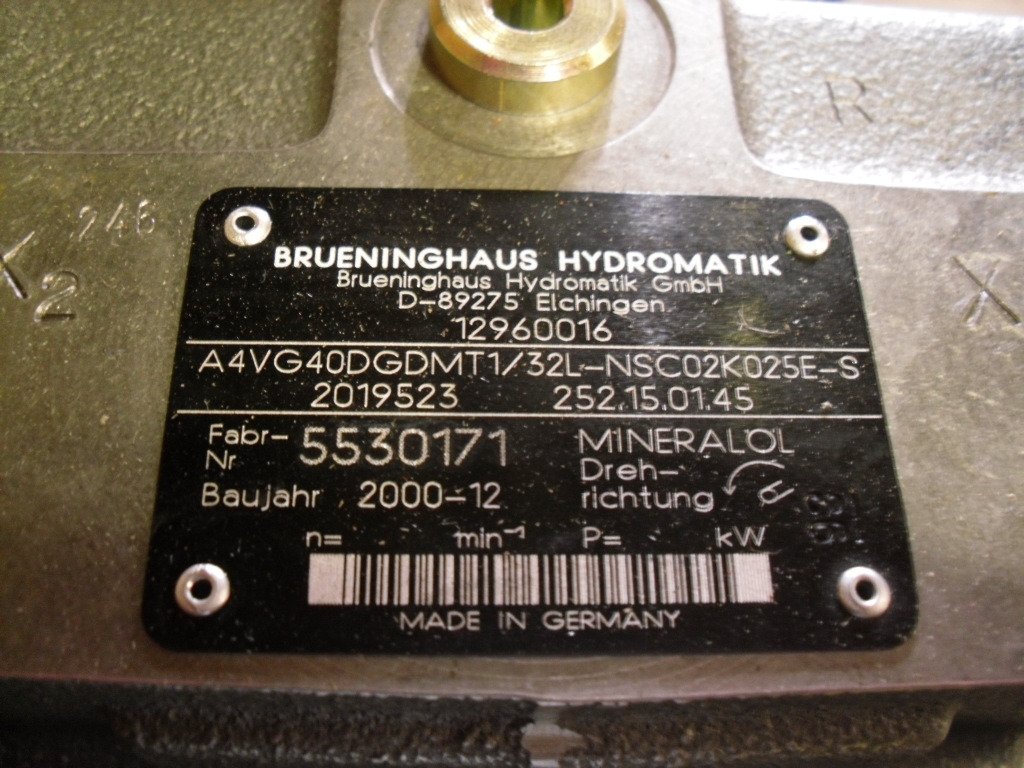 Brueninghaus Hydromatik A4VG40DGDMT1/32L-NSC02K025E-S - - Hidraulična pumpa za Građevinski strojevi: slika Brueninghaus Hydromatik A4VG40DGDMT1/32L-NSC02K025E-S - - Hidraulična pumpa za Građevinski strojevi Brueninghaus Hydromatik A4VG40DGDMT1/32L-NSC02K025E-S - - Hidraulična pumpa za Građevinski strojevi: slika Brueninghaus Hydromatik A4VG40DGDMT1/32L-NSC02K025E-S - - Hidraulična pumpa za Građevinski strojevi