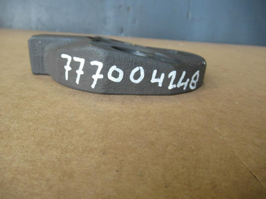 CNH YT10V00003R200 - - Pumpa ulja za Građevinski strojevi: slika CNH YT10V00003R200 - - Pumpa ulja za Građevinski strojevi CNH YT10V00003R200 - - Pumpa ulja za Građevinski strojevi: slika CNH YT10V00003R200 - - Pumpa ulja za Građevinski strojevi