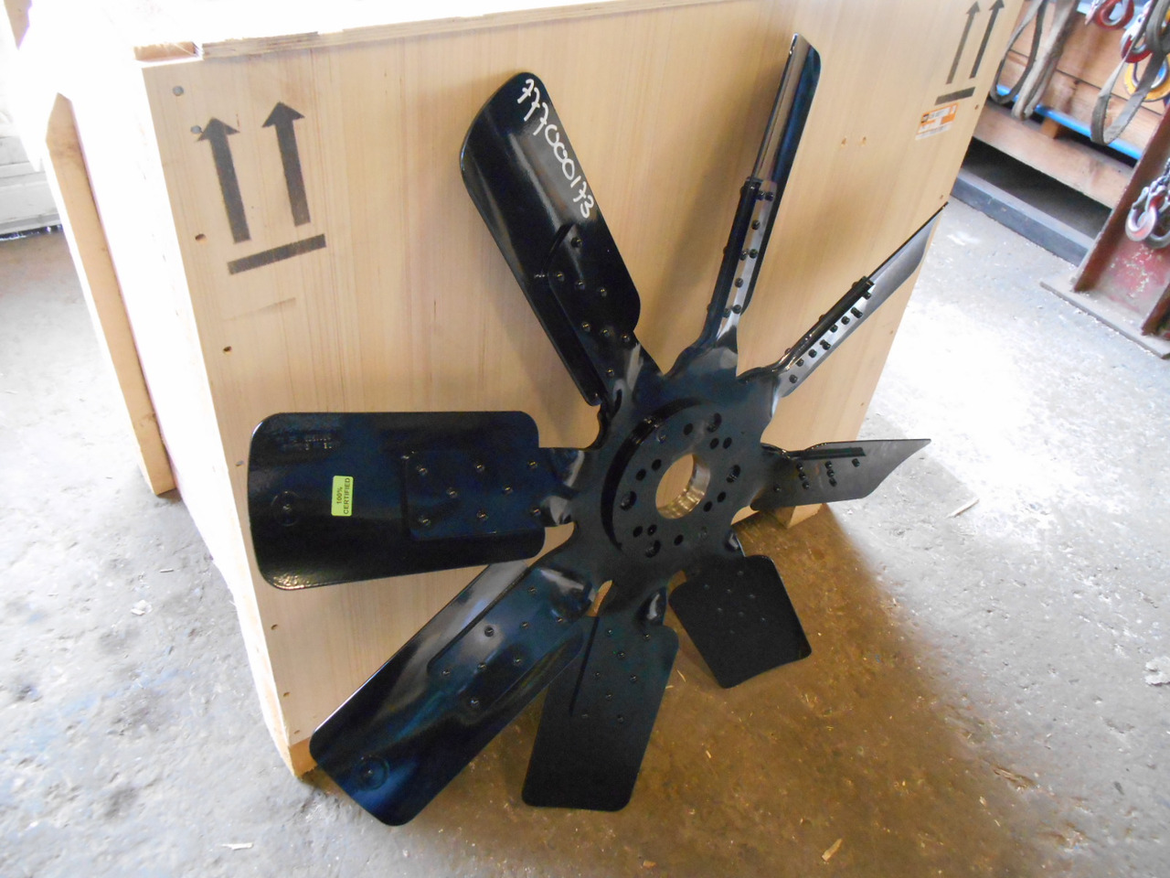 Caterpillar 4017451 - Ventilator za Građevinski strojevi: slika Caterpillar 4017451 - Ventilator za Građevinski strojevi Caterpillar 4017451 - Ventilator za Građevinski strojevi: slika Caterpillar 4017451 - Ventilator za Građevinski strojevi