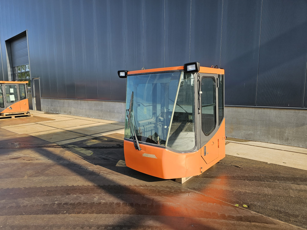 Doosan 220101-00071B - K1005556K - Kabina za Građevinski strojevi: slika Doosan 220101-00071B - K1005556K - Kabina za Građevinski strojevi Doosan 220101-00071B - K1005556K - Kabina za Građevinski strojevi: slika Doosan 220101-00071B - K1005556K - Kabina za Građevinski strojevi