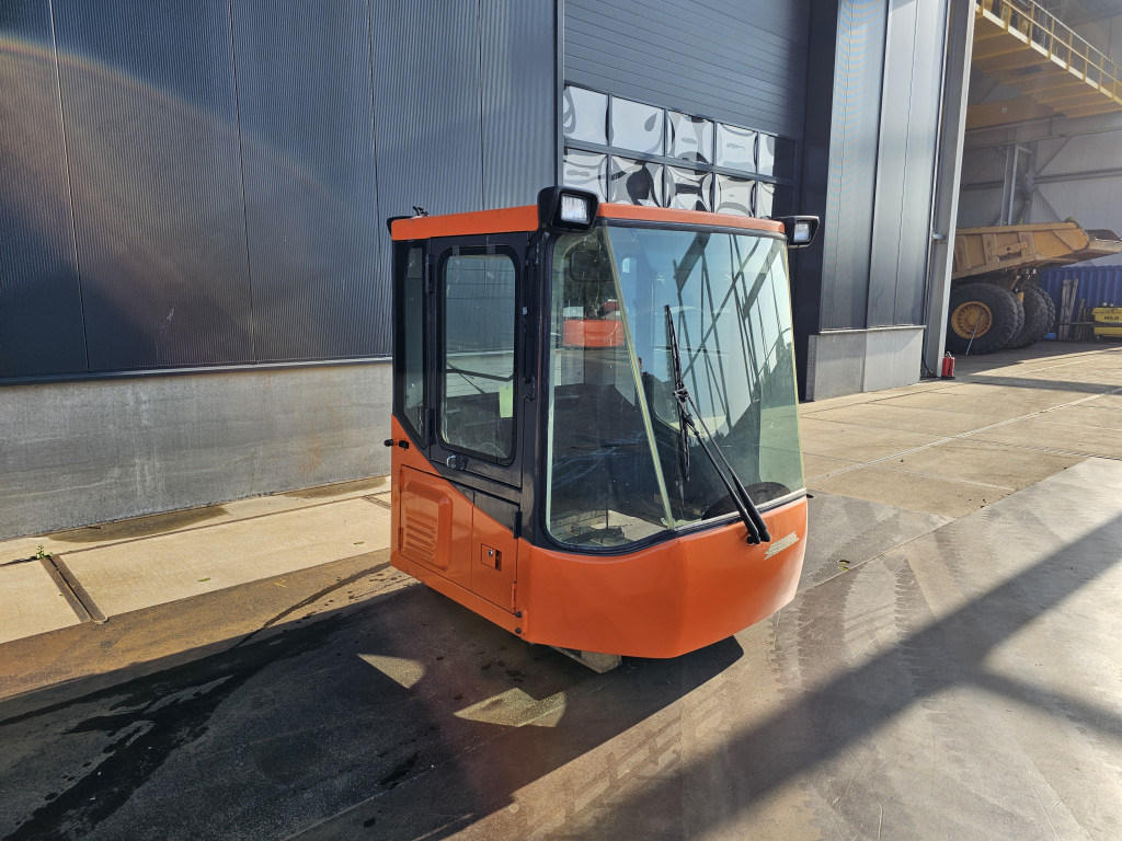Doosan 220101-00071B - K1005556K - Kabina za Građevinski strojevi: slika Doosan 220101-00071B - K1005556K - Kabina za Građevinski strojevi Doosan 220101-00071B - K1005556K - Kabina za Građevinski strojevi: slika Doosan 220101-00071B - K1005556K - Kabina za Građevinski strojevi