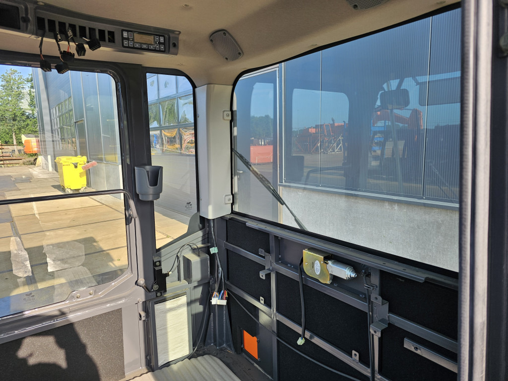 Novi Kabina za Građevinski strojevi Doosan 220101-00229T - 220101-00229V: slika Novi Kabina za Građevinski strojevi Doosan 220101-00229T - 220101-00229V