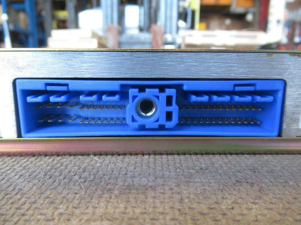 Hitachi EX200 - - Upravljačka jedinica (ECU) za Građevinski strojevi: slika Hitachi EX200 - - Upravljačka jedinica (ECU) za Građevinski strojevi Hitachi EX200 - - Upravljačka jedinica (ECU) za Građevinski strojevi: slika Hitachi EX200 - - Upravljačka jedinica (ECU) za Građevinski strojevi