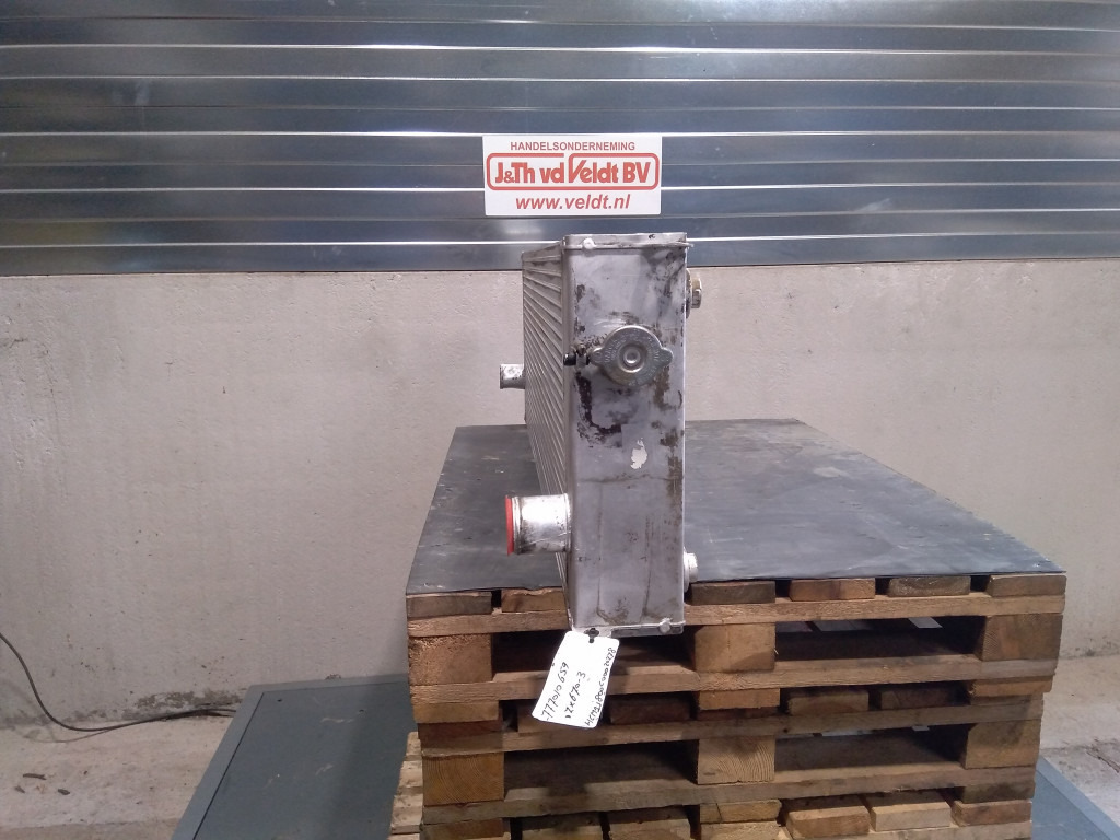Hitachi ZX670LCH-3 - 4654973 - Hladnjak za Građevinski strojevi: slika Hitachi ZX670LCH-3 - 4654973 - Hladnjak za Građevinski strojevi Hitachi ZX670LCH-3 - 4654973 - Hladnjak za Građevinski strojevi: slika Hitachi ZX670LCH-3 - 4654973 - Hladnjak za Građevinski strojevi