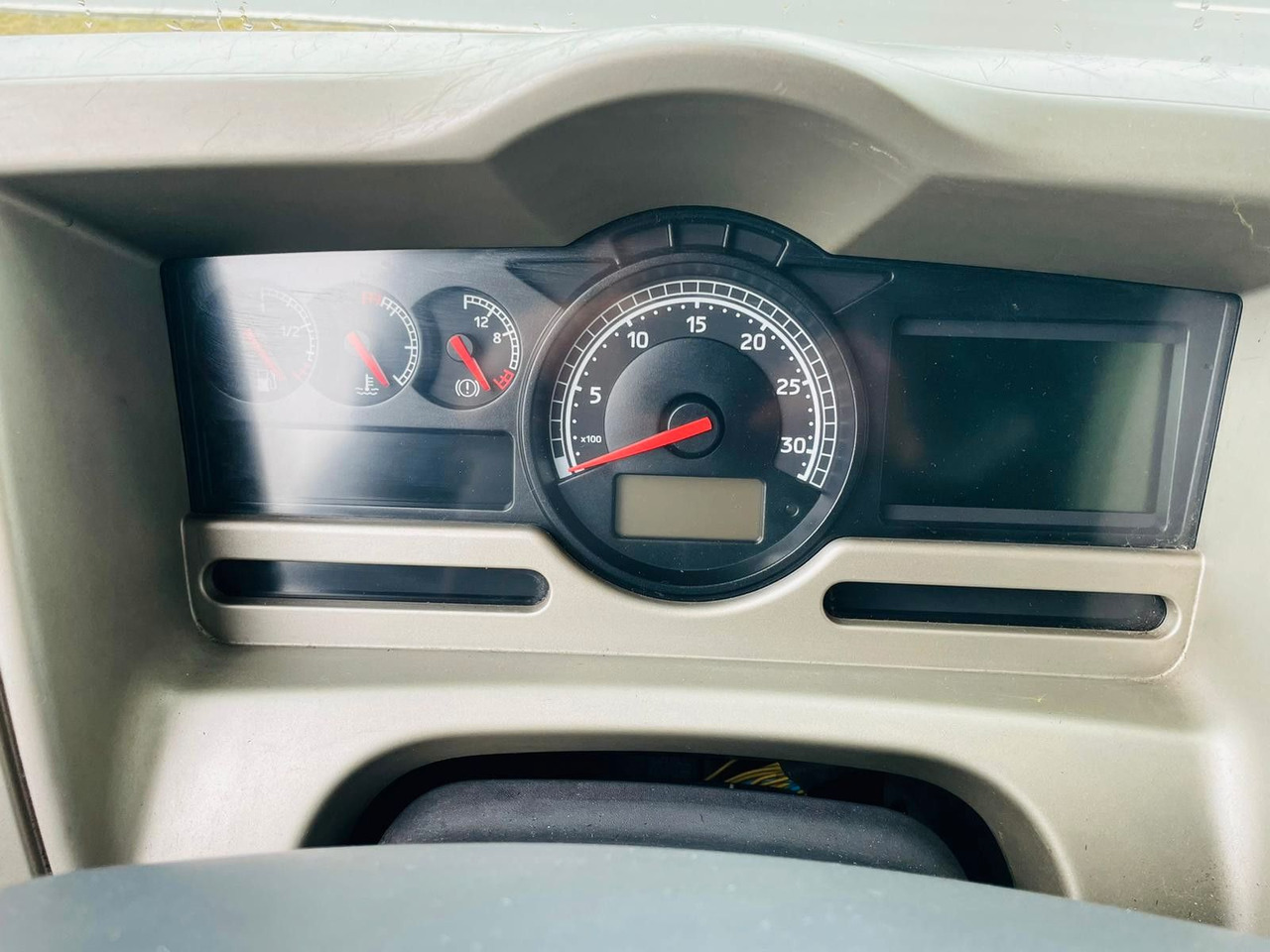 Kamion s ceradom Renault Premium 460 P6X2 EEV: slika Kamion s ceradom Renault Premium 460 P6X2 EEV