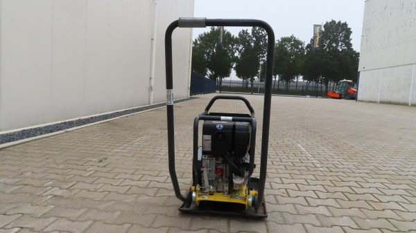 Bomag BP 20/50 D - Vibro ploča: slika Bomag BP 20/50 D - Vibro ploča Bomag BP 20/50 D - Vibro ploča: slika Bomag BP 20/50 D - Vibro ploča