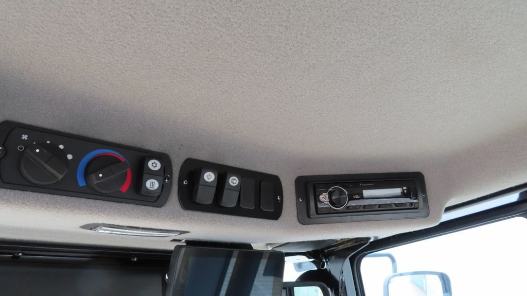 Kompaktor Caterpillar CS 66 B: slika Kompaktor Caterpillar CS 66 B Kompaktor Caterpillar CS 66 B: slika Kompaktor Caterpillar CS 66 B