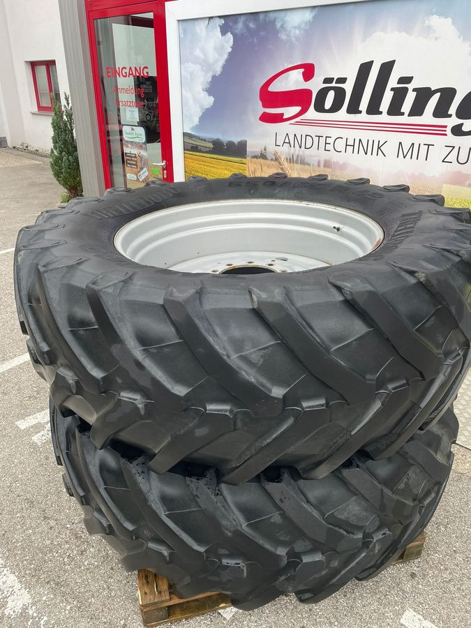 Trelleborg 650/65R42 - Kompletan kotač za Traktor: slika Trelleborg 650/65R42 - Kompletan kotač za Traktor Trelleborg 650/65R42 - Kompletan kotač za Traktor: slika Trelleborg 650/65R42 - Kompletan kotač za Traktor