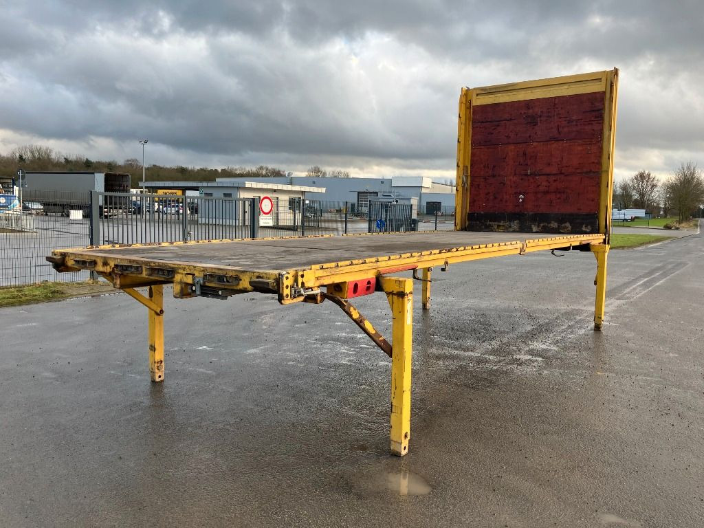 Krone Wechselbrücke Pritsche - Tovarni sanduk: slika Krone Wechselbrücke Pritsche - Tovarni sanduk Krone Wechselbrücke Pritsche - Tovarni sanduk: slika Krone Wechselbrücke Pritsche - Tovarni sanduk