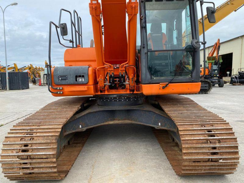 Doosan DX 225 LC - Bager gusjeničar: slika Doosan DX 225 LC - Bager gusjeničar Doosan DX 225 LC - Bager gusjeničar: slika Doosan DX 225 LC - Bager gusjeničar