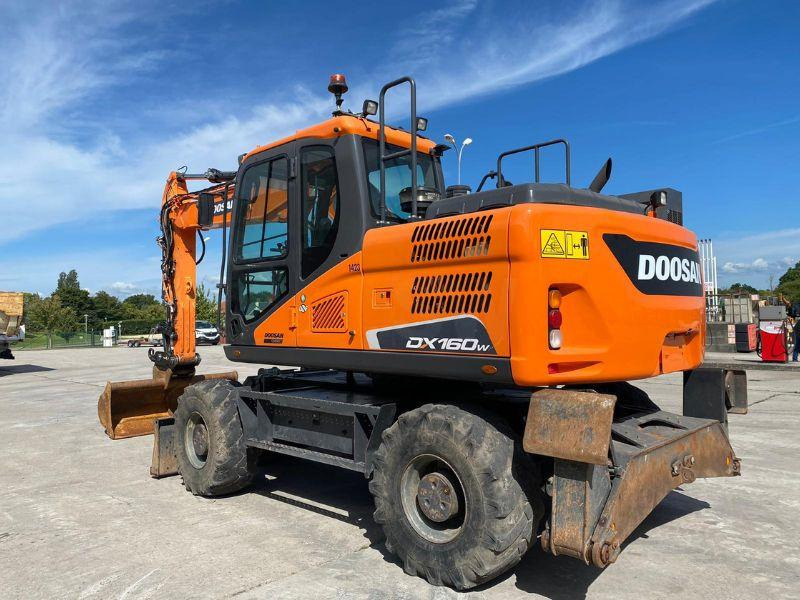 Doosan DX160W - Bager na kotačima: slika Doosan DX160W - Bager na kotačima Doosan DX160W - Bager na kotačima: slika Doosan DX160W - Bager na kotačima
