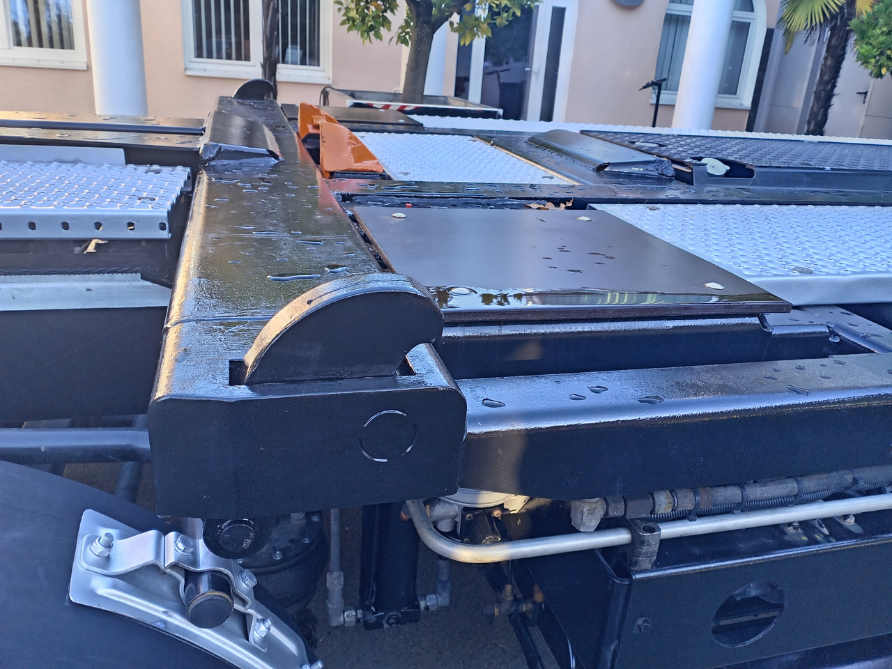 Transporter kontejnera/ Kamion s izmjenjivim sanducima Kamag Mercedes-Benz Kamag Wiesel / WBH25 / KB3659 / mit Ganrantie: slika Transporter kontejnera/ Kamion s izmjenjivim sanducima Kamag Mercedes-Benz Kamag Wiesel / WBH25 / KB3659 / mit Ganrantie Transporter kontejnera/ Kamion s izmjenjivim sanducima Kamag Mercedes-Benz Kamag Wiesel / WBH25 / KB3659 / mit Ganrantie: slika Transporter kontejnera/ Kamion s izmjenjivim sanducima Kamag Mercedes-Benz Kamag Wiesel / WBH25 / KB3659 / mit Ganrantie