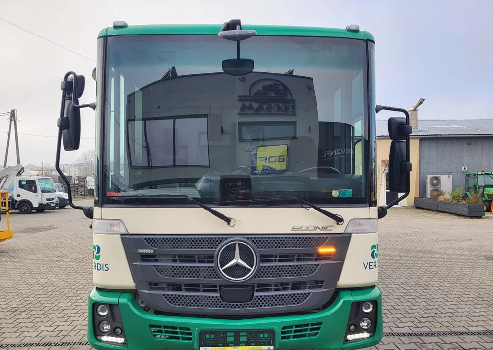 Mercedes-Benz Econic 2630 dwukomorowa - Kamion za odvoz smeća: slika Mercedes-Benz Econic 2630 dwukomorowa - Kamion za odvoz smeća Mercedes-Benz Econic 2630 dwukomorowa - Kamion za odvoz smeća: slika Mercedes-Benz Econic 2630 dwukomorowa - Kamion za odvoz smeća