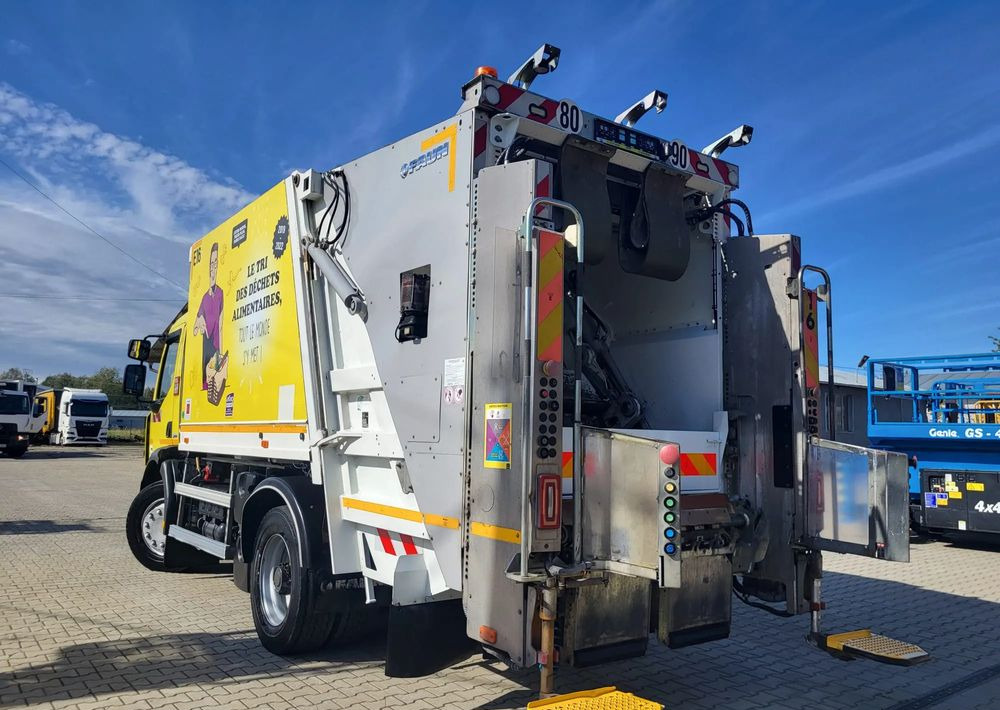 Kamion za odvoz smeća Renault D19 EURO 6: slika Kamion za odvoz smeća Renault D19 EURO 6