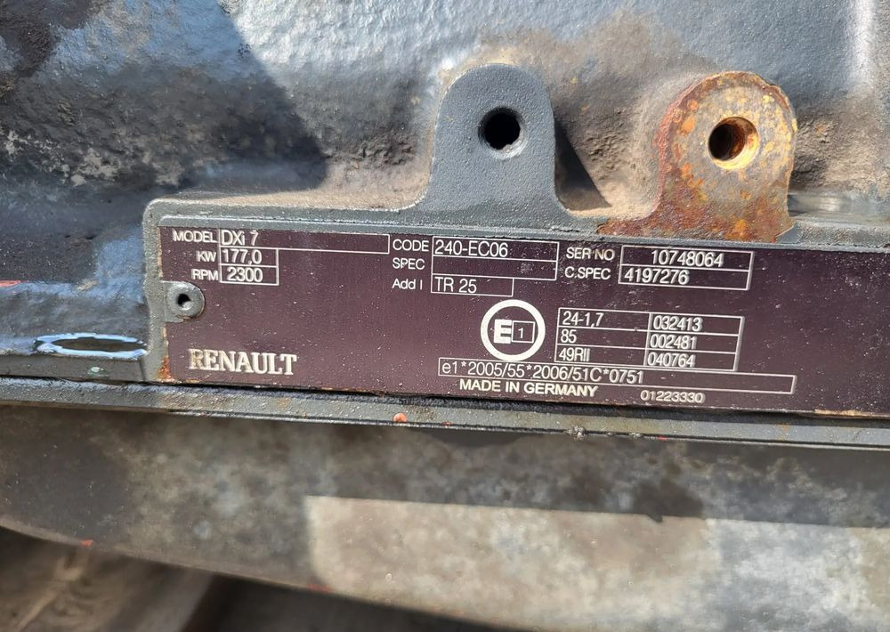 Wał korbowy RENAULT DXi VOLVO - Motor za Kamion: slika wał korbowy RENAULT DXi VOLVO - Motor za Kamion Wał korbowy RENAULT DXi VOLVO - Motor za Kamion: slika wał korbowy RENAULT DXi VOLVO - Motor za Kamion