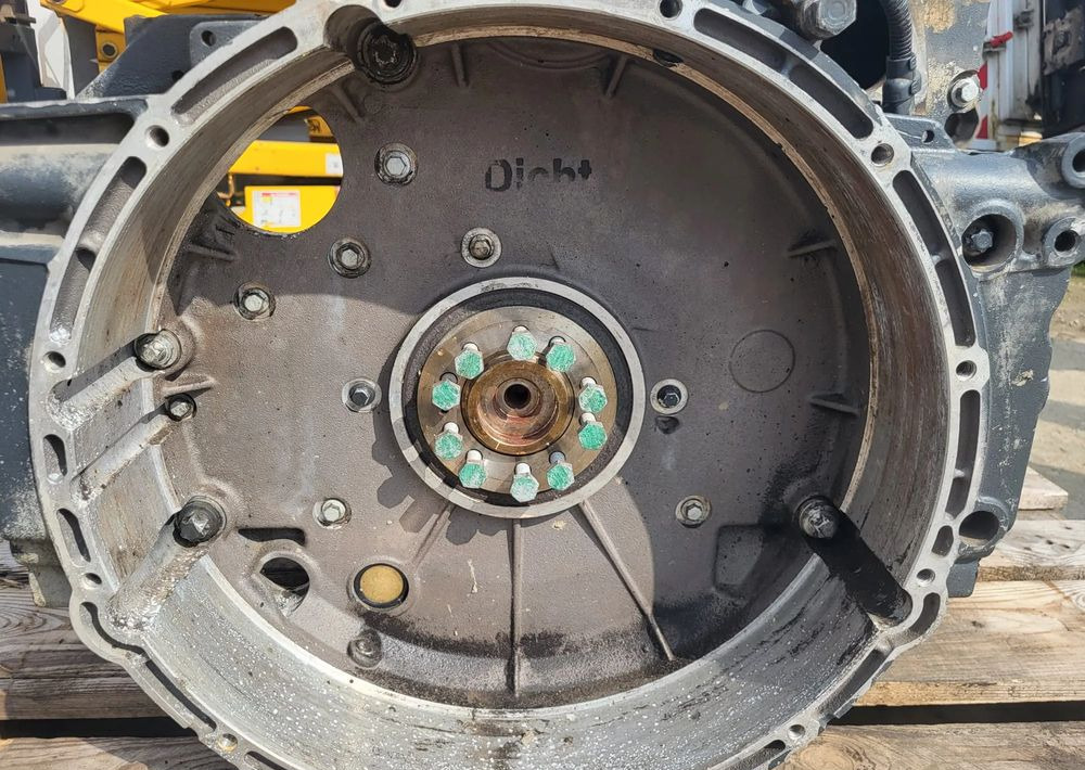 Wał korbowy RENAULT DXi VOLVO - Motor za Kamion: slika wał korbowy RENAULT DXi VOLVO - Motor za Kamion Wał korbowy RENAULT DXi VOLVO - Motor za Kamion: slika wał korbowy RENAULT DXi VOLVO - Motor za Kamion